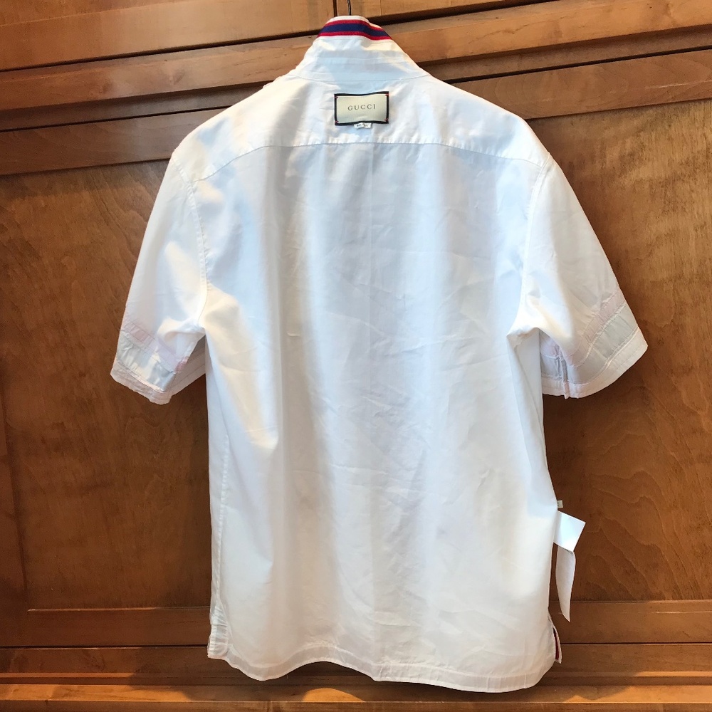 GUCCI WHITE RETRO VIBES LOGO PATCH BOWLING SHIRT - Picture 8 of 15